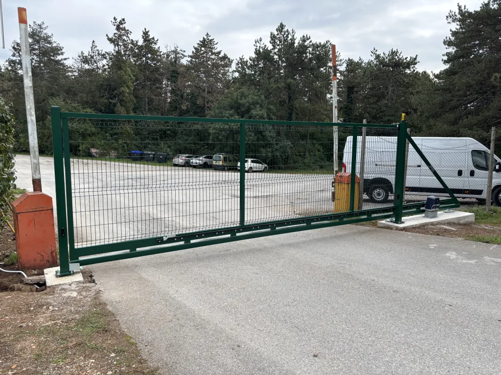 Samonosna vrata