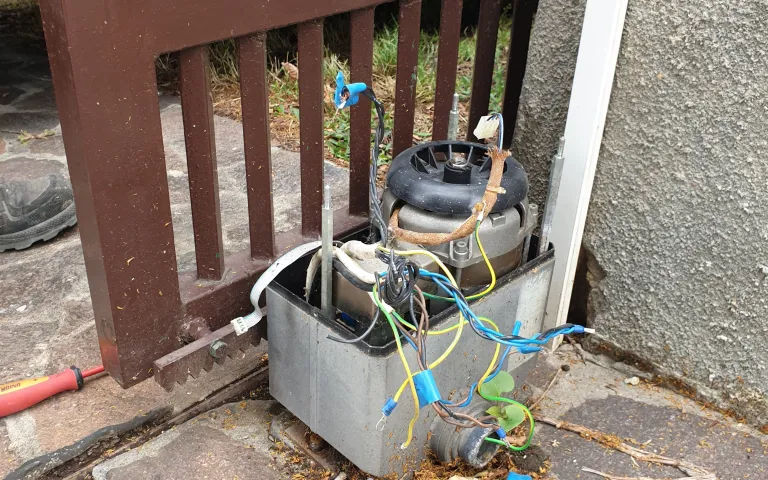 drsna dvoriščna vrata drsna dvoriščna vrata