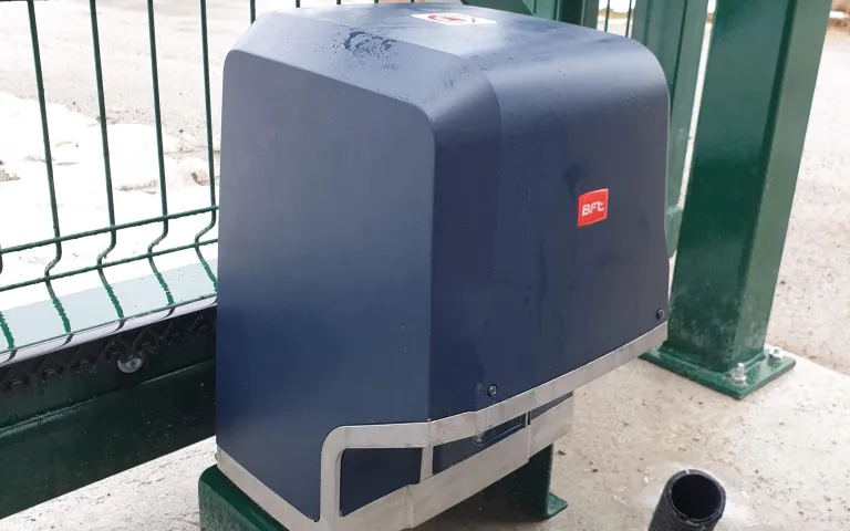 Pogon dvoriščnih vrat  Pogon dvoriščnih vrat