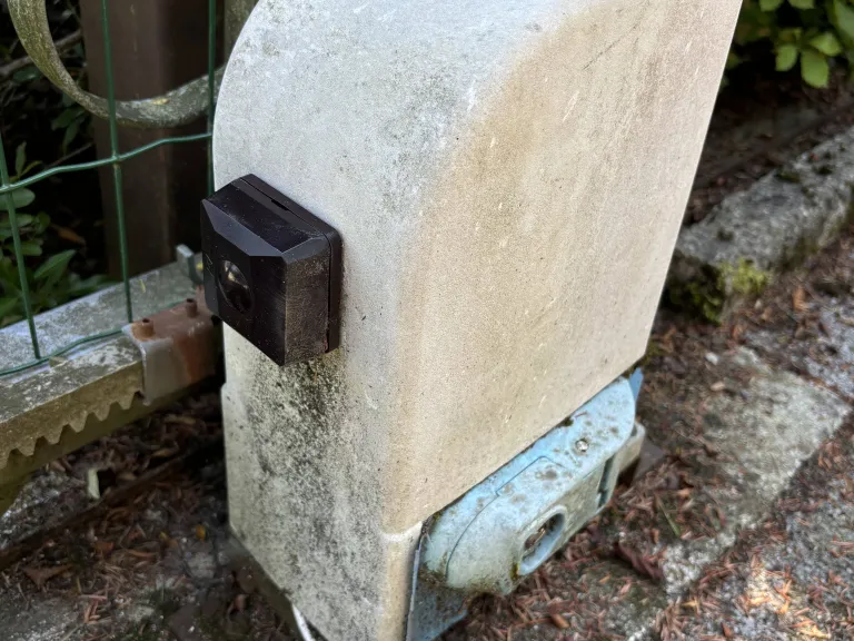 drsna dvoriščna vrata